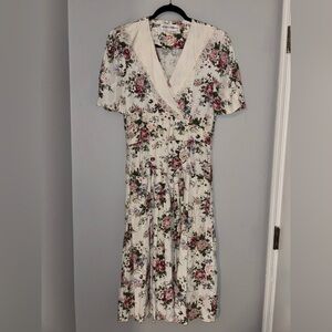 Vintage Floral Midi Dress with Lace Detail, Buttons and Pockets Cottagecore